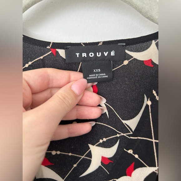 Trouvé sheer patterned wrap blouse. Size XXS. Great condition. - Picture 10 of 14